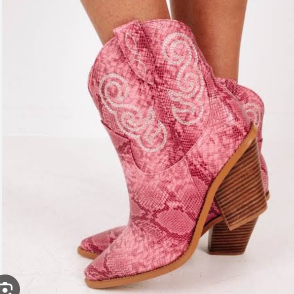 New - Billini Simara Booties - Pink Snake western - Picture 2 of 5